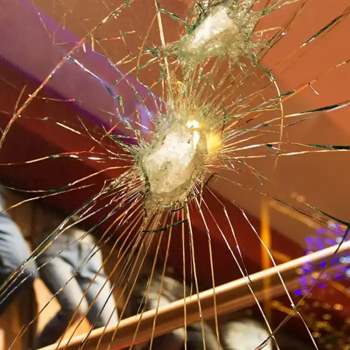 Folie De Securitate | Isoteckline | Folie De Siguranta Antiefractie